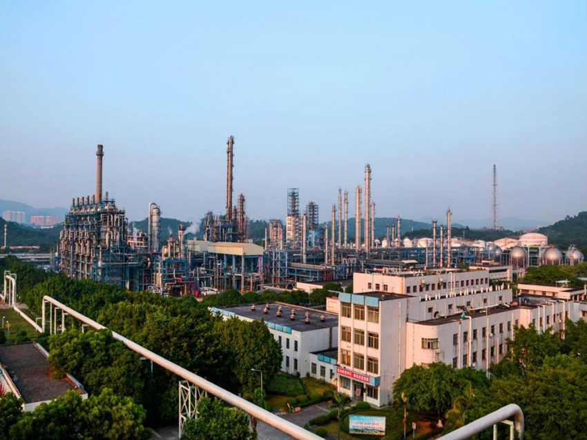 中国石化广州石化公司乙烯装置厂区2.jpg